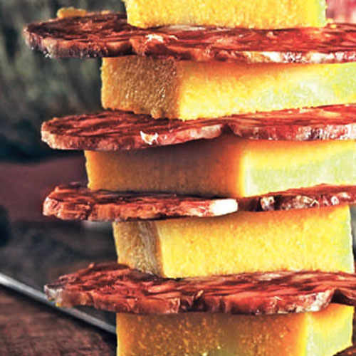 Sopressa Vicentina with polenta.