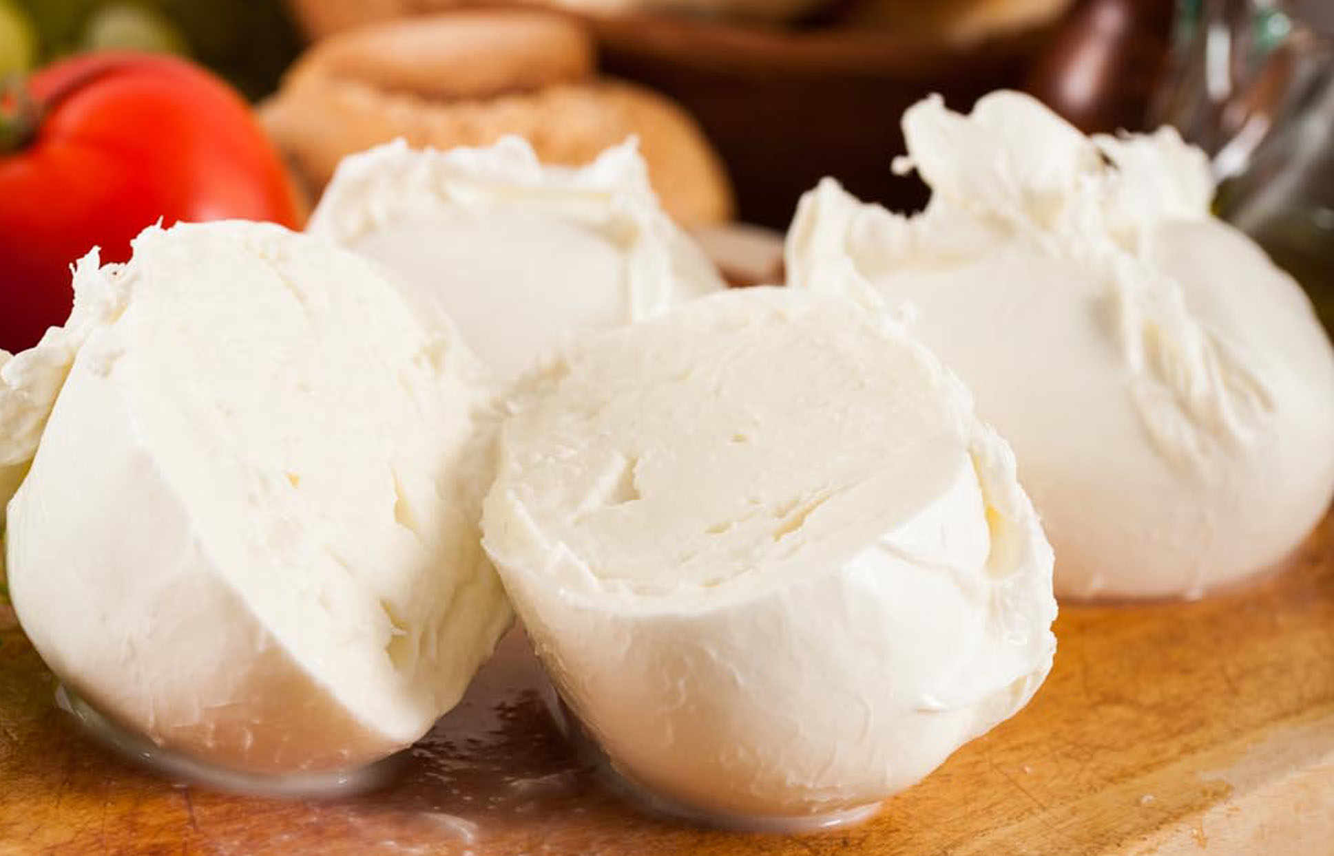 Mozzarella of Gioia del Colle.